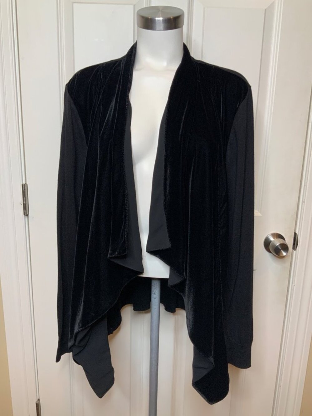 Michael Kors Black Velvet Open Front Draped Cardigan, Size 2X